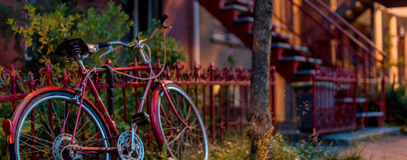 Red Dusk Bike by Éole Wind