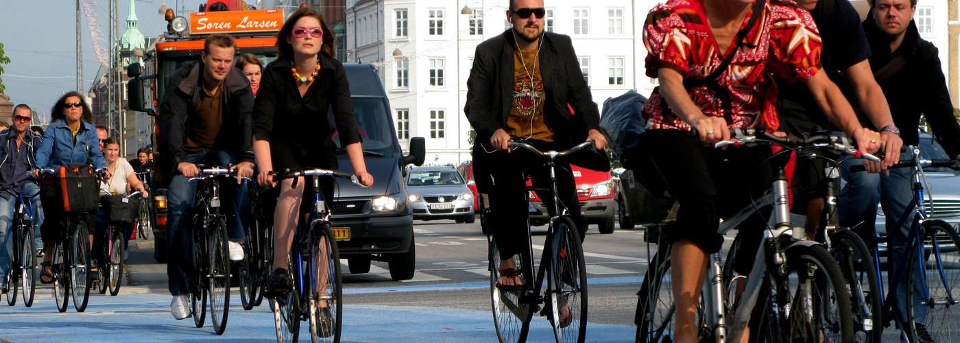 Bicycle Rush Hour Copenhagen - Summer by Mikael Colville-Andersen